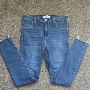 Abercrombie & Fitch Dark Blue Skinny Jeans